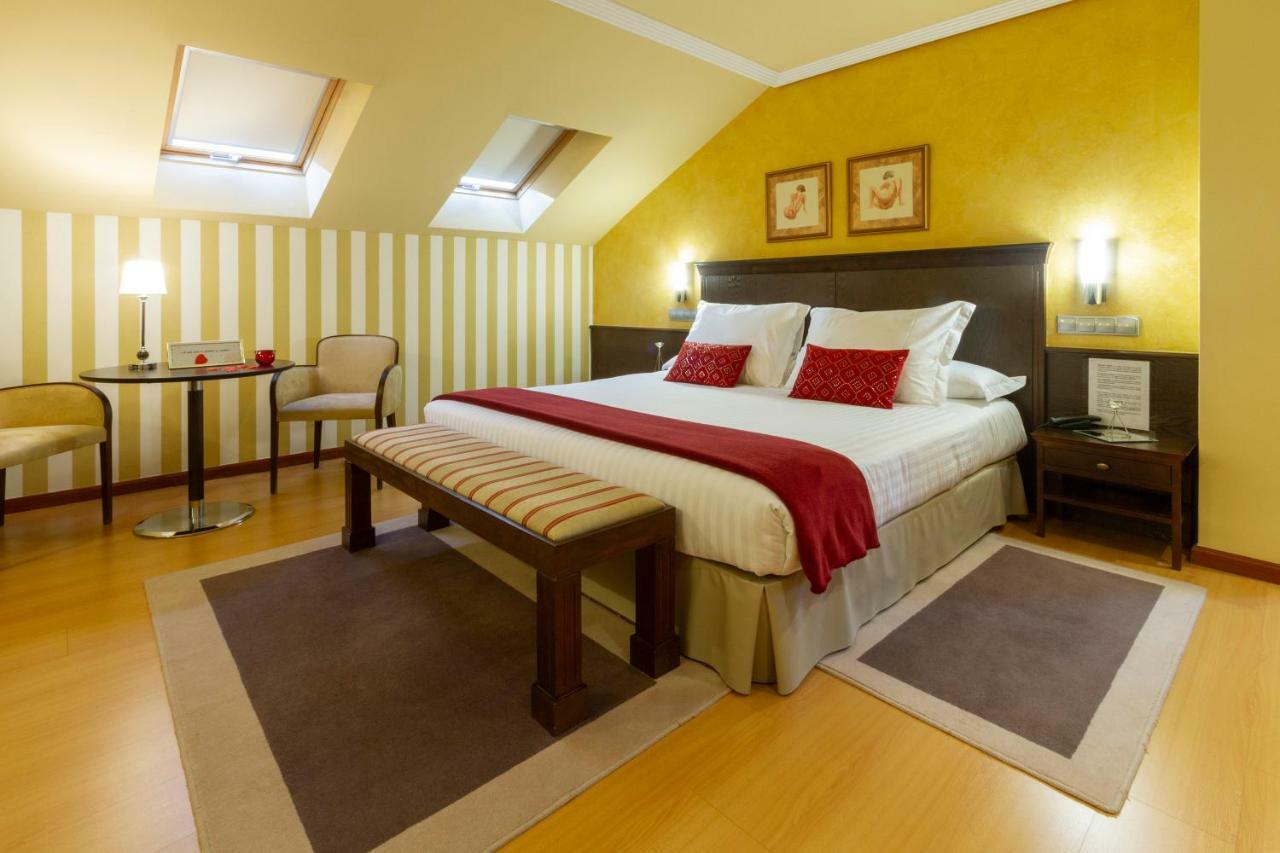 Hotel Miravalle Ourense Eksteriør bilde