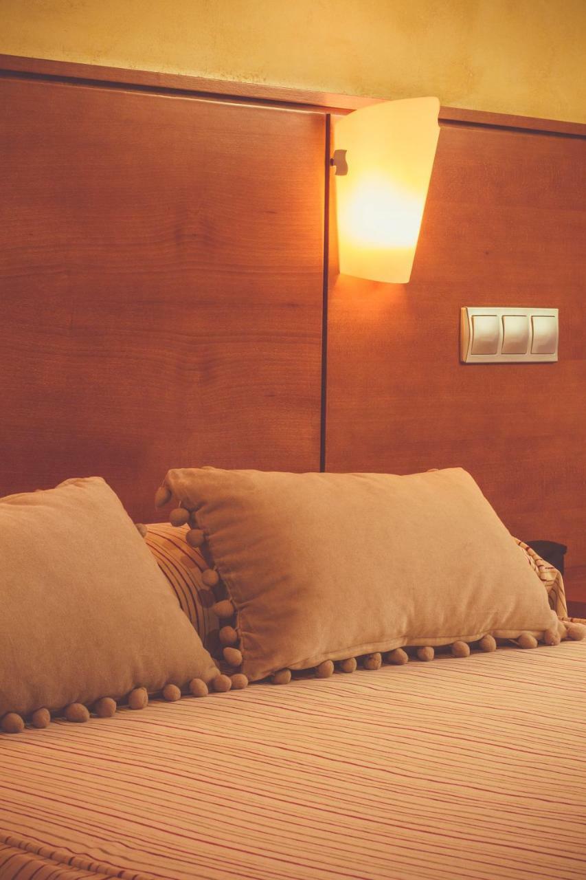 Hotel Miravalle Ourense Eksteriør bilde