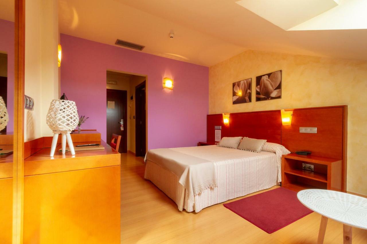 Hotel Miravalle Ourense Eksteriør bilde