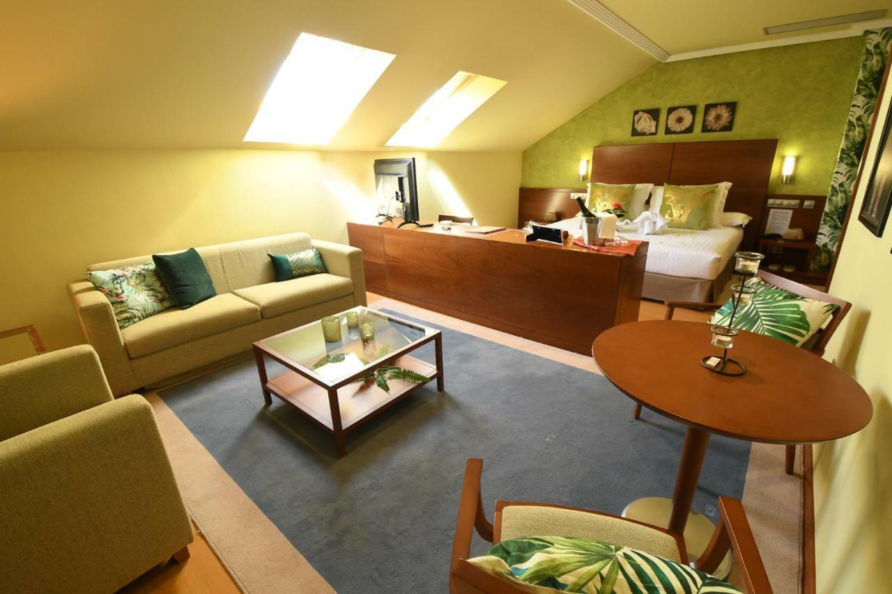 Hotel Miravalle Ourense Eksteriør bilde